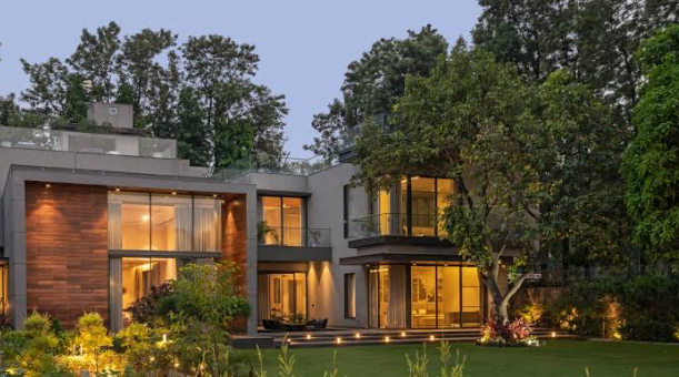 Climate-Responsive Architecture in Modern Homes
